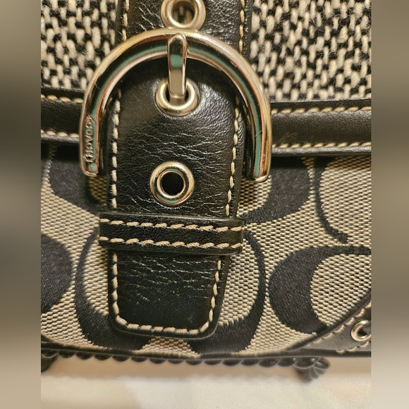 Coach Vintage Y2k Limited edition Monogram Soho Wristlet - Picture 3 of 9